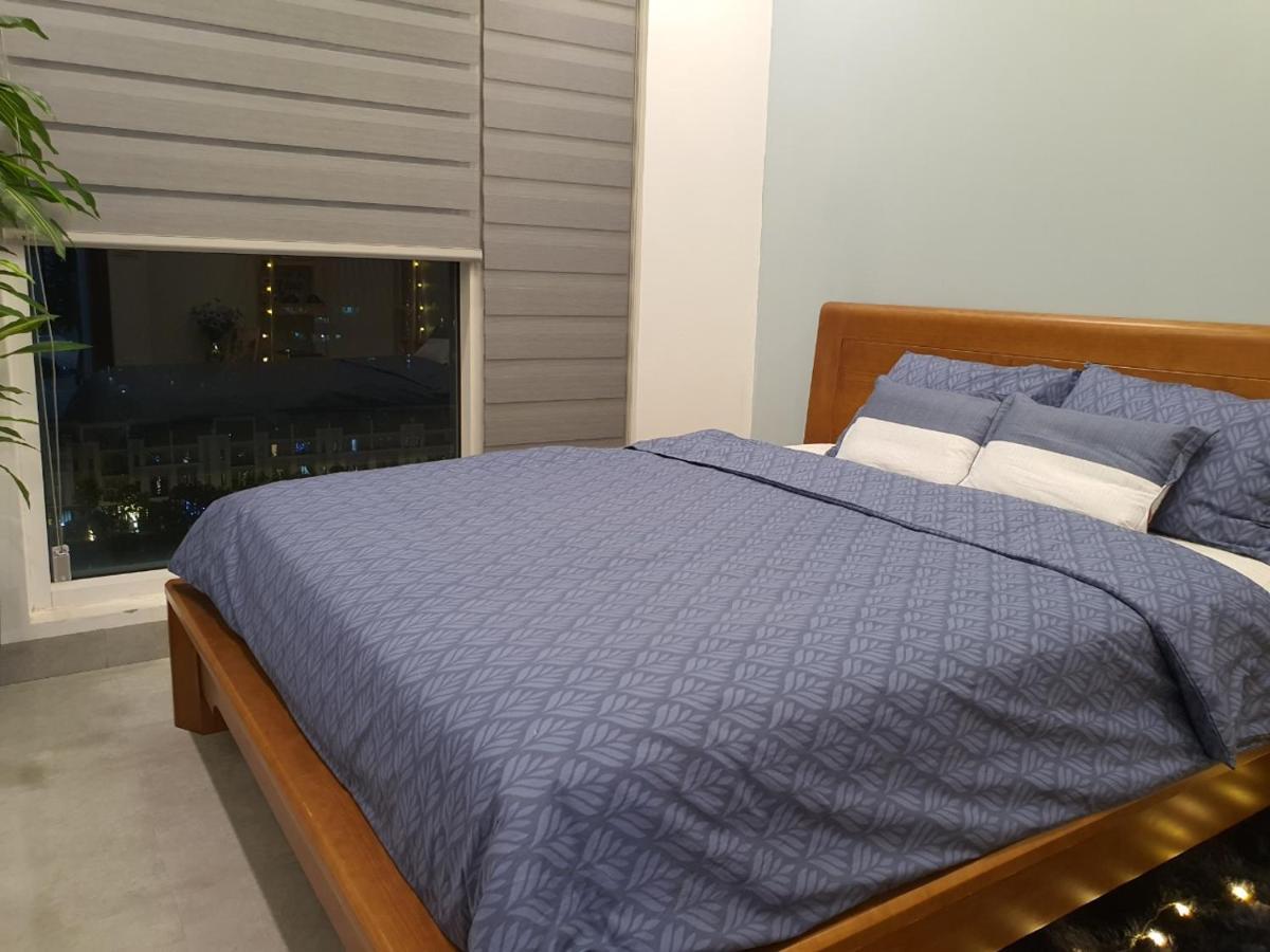 Tulip Homestay Ha Long Exterior photo